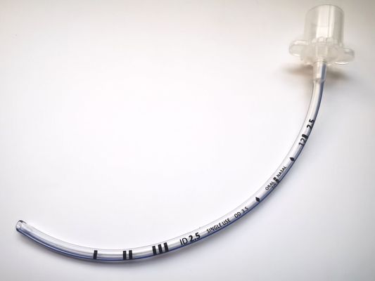 Medical Murphy Endotracheal Tube 2,5 mm Endotracheal Tube pod prawym kątem